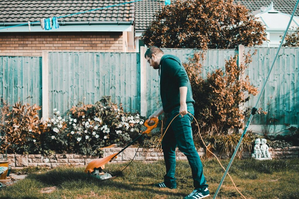 Are Tenants Responsible for Lawn Care?